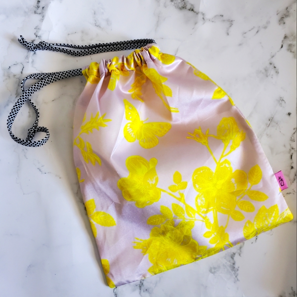 Ipsy Makeup Bag